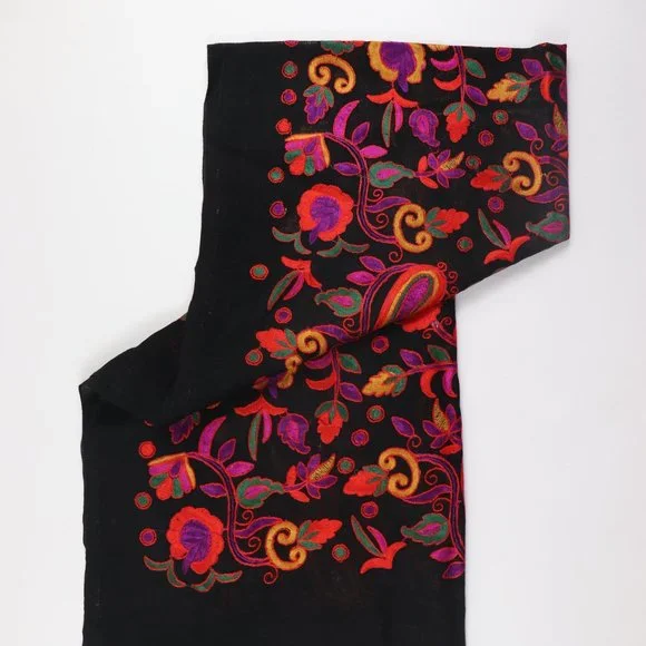 Veena Paul Designs Woolen Shawls